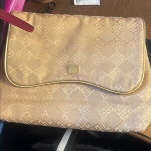 GIVENCHY Beauty Bag